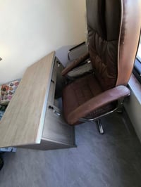 مكتب • كرسي دوار • جديد غير مستخدم