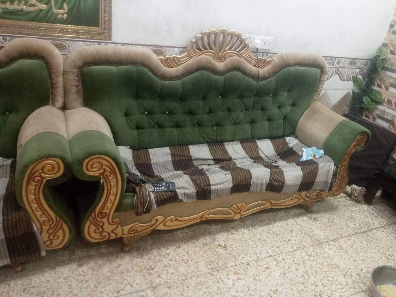 قنفات ملكي موديل فلامنكو ..
10 مقاعد 
مستعمل قنفتين يحتاجلهن تصليح مقاعد 

رايده ب 200 مكاني بغداد مدينة الصدر

 *********** وبي مجال للشراي
