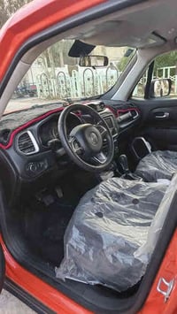 جيب رنكيد ٢٠١٩ ماشيه ٧٤ الف كيلو حادث خفيف رقم بغداد بأسمي هزه جديده و...