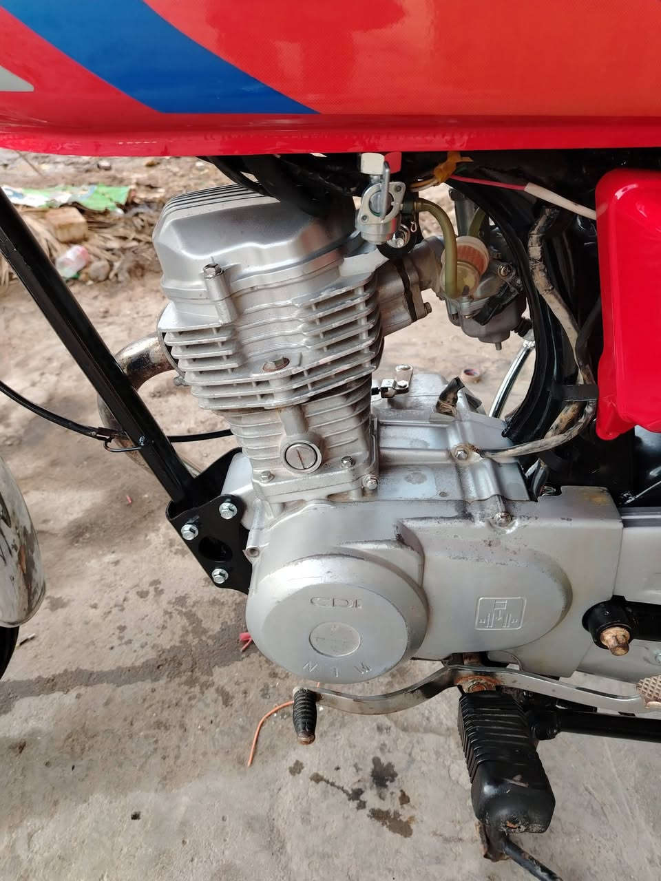 سلام عليكم البيع موديل 23صلي شلامجه وراقهه كامله كفاله عامه كهربائيّ شغاله شرط الفحص مامفتوحه سعر 900وبيهه مجال بصيط خاص مفتوح الو تصال على الرقم ***********مكاني شطره دراجه جاهزه
