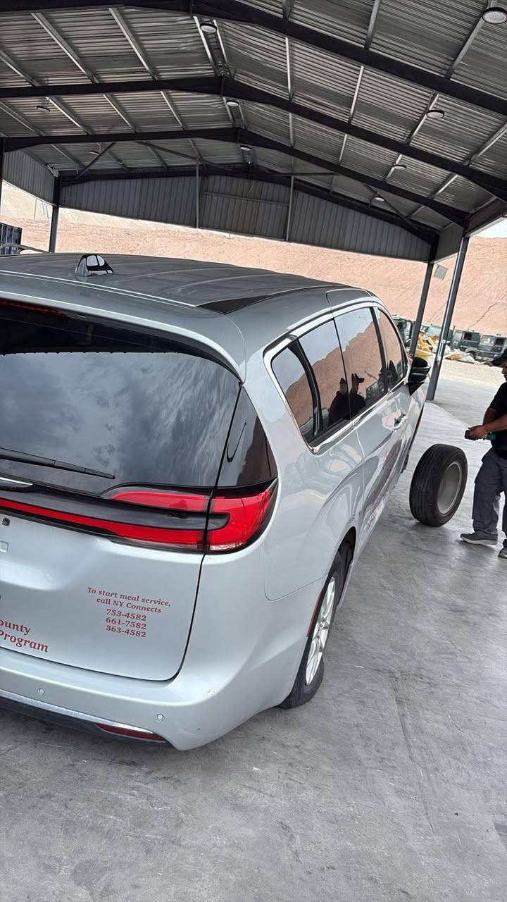 السلام عليكم باسفيكا موديل ٢٠٢٤ بانزين فقط
حادثها موضح بالصور فقط طخة خفيفة بالدعامية وطاكات الايرباكات وماكو اي شي ثاني مواصفاتها تورنك L موجودة حاليا بالحرة تدخل باسم المشتري ممكن تدخل على كتاب الشهداء ابيع بمكانها ما الي علاقة بكل التفاصيل للعلم الصور المرفقة هي مال مزاد ومال العقبة ومال الحرة للعلم تبديل وليس تصليح منظومة الايرباكات بالكامل تكلف بحدود ٥٠٠ دولار هنا بالعراق

السعر ٢٢ بي مجال بسيط جدا

للاتصال ***********
