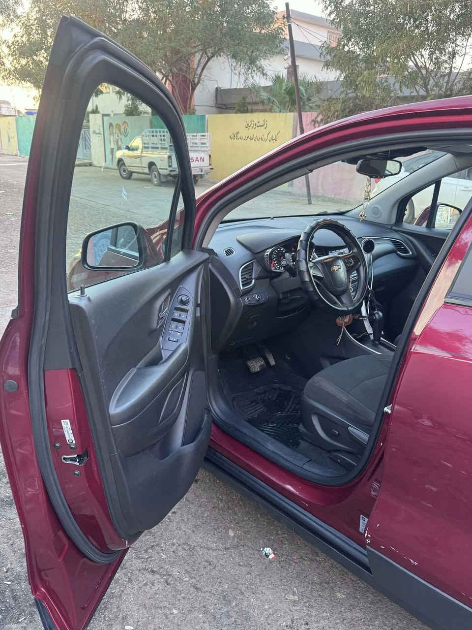 سلام عليكم شوفرليت تركس موديل 2021 ماشي 35000 موصفات lt تبديل بونيد ايرباك تكم بيها سياره نضيف مابي مصروف مكان سياره كركوك وبي بيطاقت بنزين للتواصل  
سعر 110 بي مجال 
***********
