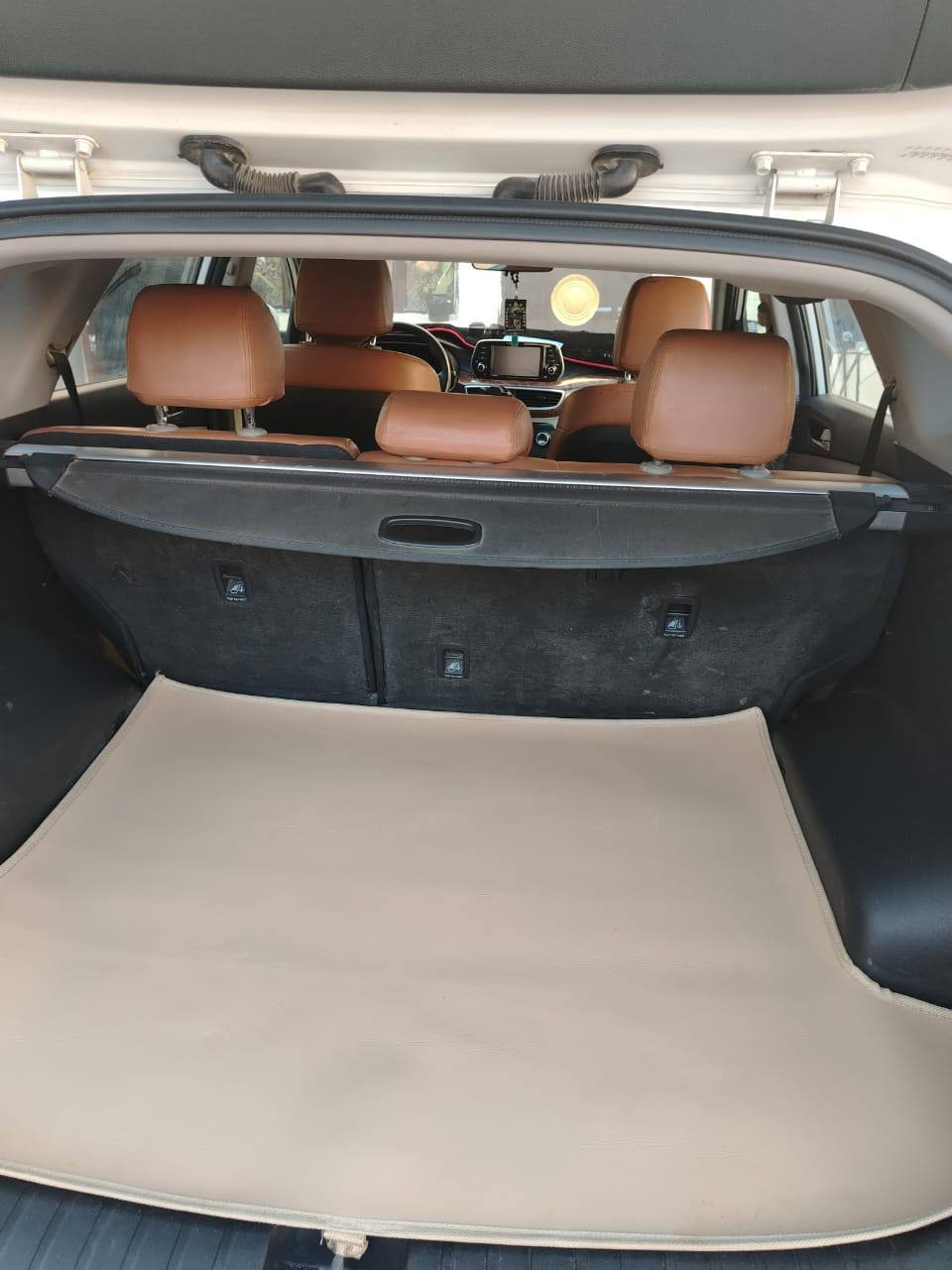 السلام عليكم توسان وارد امريكي موديل 2019
رقم بغداد تحويل مباشر 

سيارة جاهزه مابيها اي نقص مال جناي
سيارة ماشيه 55 الف 

السونار مرفق مع الصور #السعر 160 بيها مجال 

العنوان بغداد المعامل الحسينية 

***********

فقط اتصال
