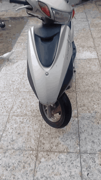 بريز رمبه صارلها اسبوعين نازله من رمبه دراجه شوف عينك تتعب دكول نضيفه احله من صور كابريتر مو نوزل أحتاجيت وريد ابيعها اوراق كامله ماخذها،مليون وميه وصل وراق موجوده سعر 900قفللها بدون عمله شراي اتصل  او راسل دراجه رمبه مفوله محتاج فلوس عمليه وريد ابيع ***********
