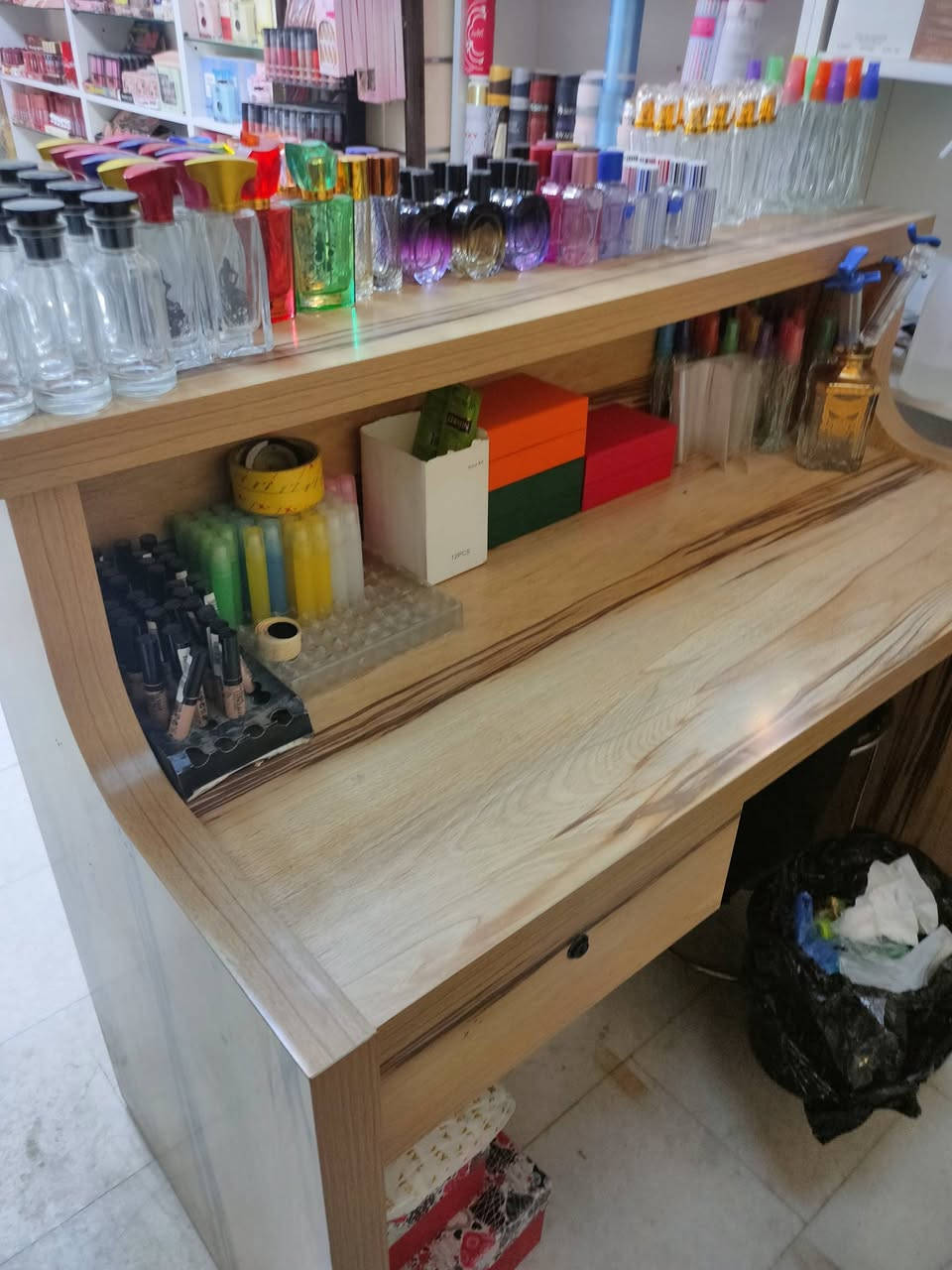 ميز كاشير سعر 180 بغداد
*********** اتصل او راسل واتساب
