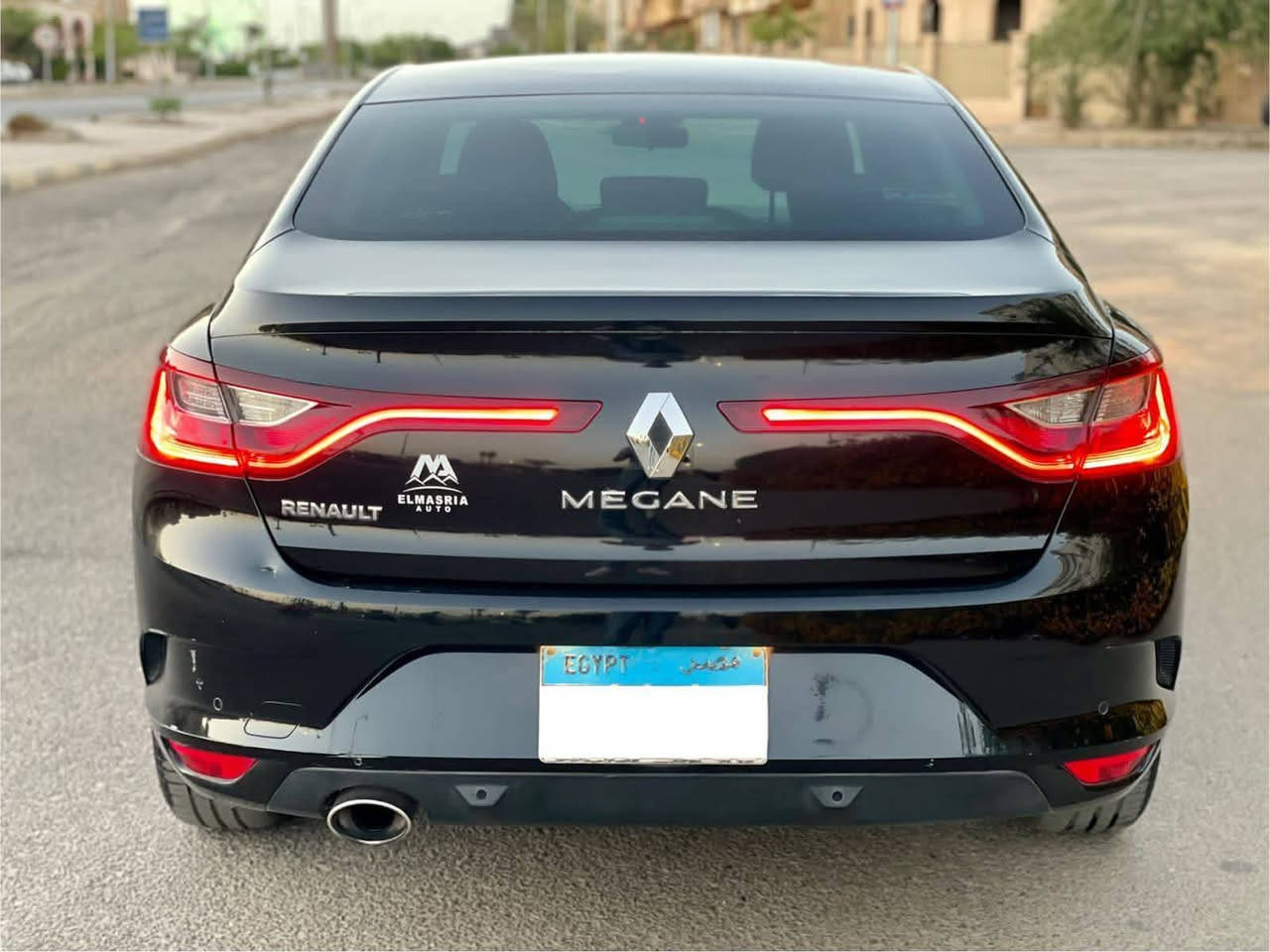 للبيع رينو ميجان موديل 2019 
اول فئه 
عداد 110 الف كيلو 
فابريكة بالكامل 
صيانات توكيل بالكامل 
رخصه سنه مرور اكتوبر 
المعاينة في الشيخ زايد أو حدائق اكتوبر 
للتواصل/01028484988 الشيخ زايد, الجيزة


**إذا كنت صاحب هذا الإعلان وتريد حذفه لأي سبب، رجاءا أرسل رسالة إلى الدعم الفني**