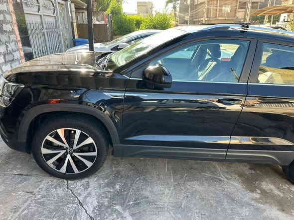 السلام عليكم تاوس مديل ٢٣ seبدون فتحه ماشيه ٣٠ الف مايل الضرر جاملف وربع البنيد السعر ١٦٠ وبيه مجال الأتصال ***********
