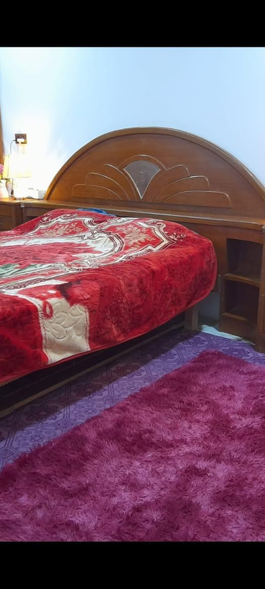 سلام عليكم جربايه تفصال عراقي تسكام مع التاج مع الصفاح مع ميز عدد اثنين مع الزاوية   شغل درجة أولى للبيع سعر 225 نظافتها مثل ما موضحة بالصور نظافة 80% العنوان بصره تنومه
هاتف ￼***********
