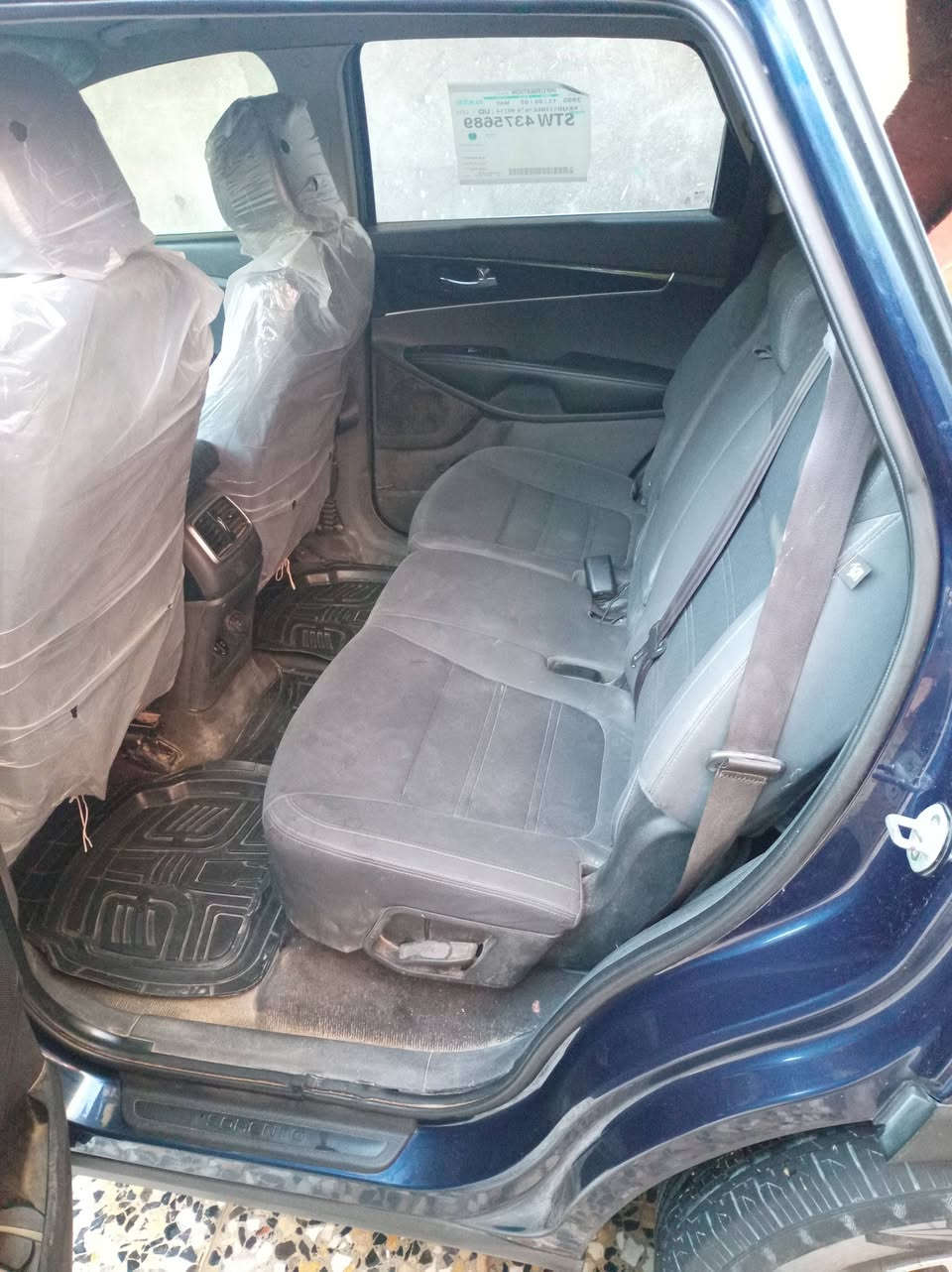 للبيع سورنتو موديل ٢٠١٦ بغداد أمريكي محرك ٢٤٠٠ ٧ راكب قطعتين تبريد جهازه مابيه نقص حادثه بسيط السونار عندي  السعر ١٥٠ ورقه مكاني بغداد الرصافة
***********
