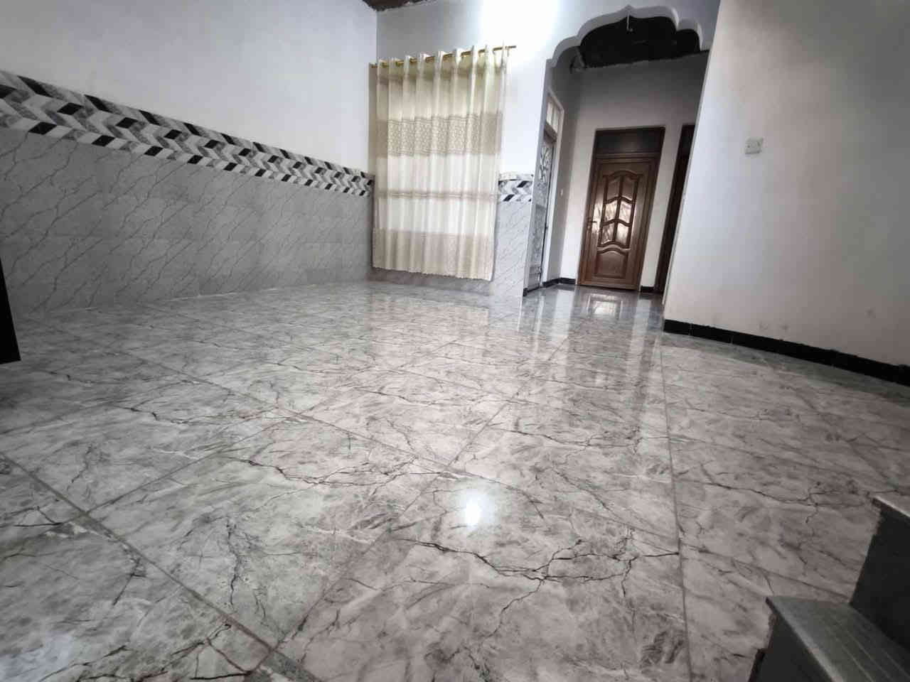 #عروض_مكتب_الدار_للعقار
دار للبيع

حي الملايين الثانية

قرب جامع العادل

المساحة 140 م واجهة 7 م

غرفتين نوم واستقبال وصاله ومطبخ وصحيات وبيتونه

خدمات كامله ماء كهرباء تبليط

سند زراعي قرار 25 ومستلم وصل بلدية

للاستفسار أكثر اتصل على الأرقام او 

 مراجعة مكتب الدار الكائن في بناء الجاهز مقابل الكمرك 

***********

***********

***********
