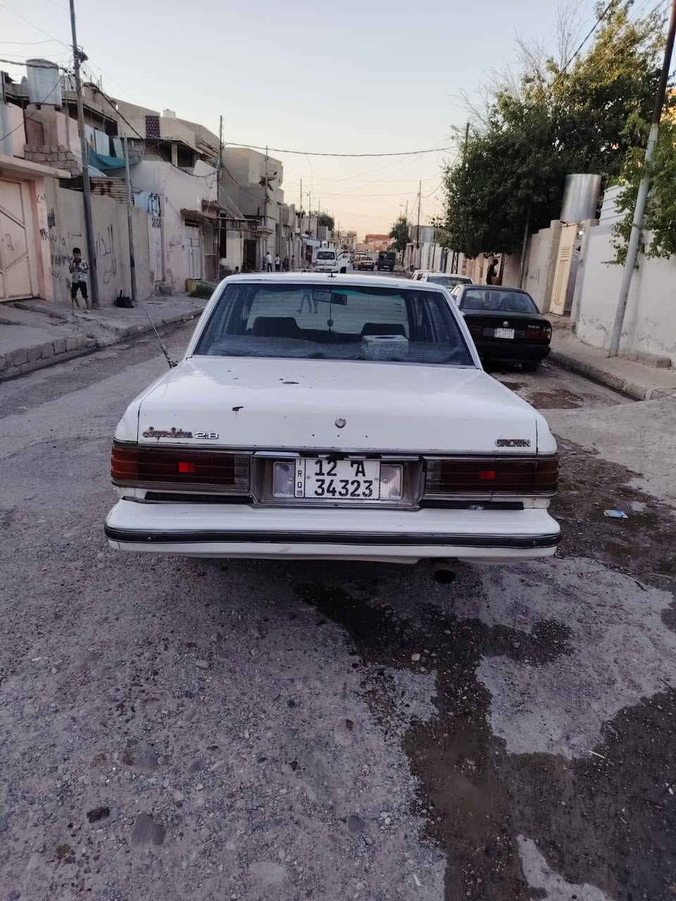 سوبر موديل 83 رقم دولي جديد  بسمي شرط التحويل كابون بانزين ماستر بيها محرك معمر رايمن كير شرط تواير خط ابيض جدد طخم نضيف وايرامنيه شغاله مصبوغه عام بسبب الهزه السعر 32 بيه مجال بسيط العنوان الاصلاح الزراعي المثلث الرقم ***********كورك *********** اسيا شراي تعال مباشر ودلل
