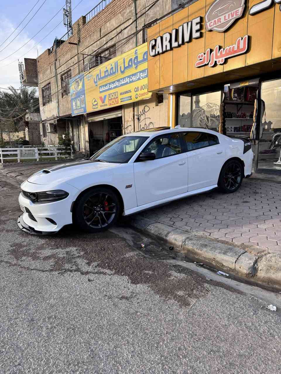 جارجر 2021 سكات باك 6.400 للبيع او المراوس حسب القناعة  ماشية 68km
سيارة ستوك للاخير ✅
فول مواصفات 
-فتحة
-رادارات جانبية حساسات خلفية 
-دشبول وبيبان جلد خياط 
فولو فول مواصفات لسكات لمعروفة 
-مصروف عليها السيارة 
-كماليات كاملة لحية دوس دفيوزر سكوبات مراية سبايدر 
كلشي بالك بيها 
-دواخل سستم كاربون فايبر 
-دركة كاربون فايبر الياف حقيقي 
-بلكات ngk ريسنك 

-حادث السياره : دعامية ونص البنيد مصبوغ بس 
معروضة : 275 وبيها مجال بسيط  ✅اليشوفها غالية جوة نعالة لان السياره حيل نضيفة وجديدة لجناي تفيدة✅


**إذا كنت صاحب هذا الإعلان وتريد حذفه لأي سبب، رجاءا أرسل رسالة إلى الدعم الفني**