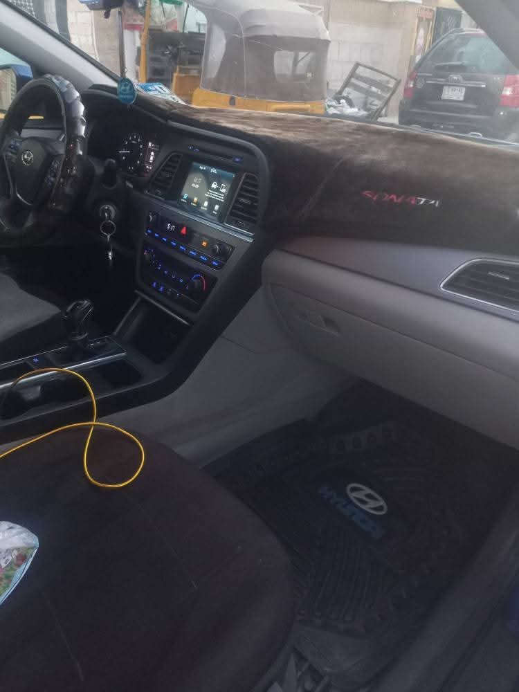 سوناتا وارد امريكي 
موديل 16
محرك 2400
محرك كير صدر كله جديد
كهربائية كله جديد وكامل 
غاز وبانزين
رقم اربيل سنويه باسمي تحول ثاني يوم لو وكيله
بيه طخه بلبنيد خفيفه
ومشخط الجاملغ ومصبوغ
سعر 120وبي مجال حك جيه مكاني بغداد الشعب 

رقم ***********
