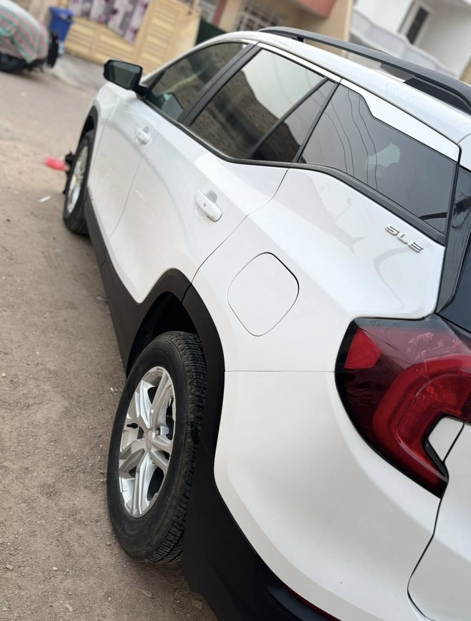 GMC TERRAIN الفخامة الامريكية
حادثها خفيف جدا ولا ايرباك طاگ

مرقمة بأسمي

موديل 24 نظيفة جدا 

الكشنات مدوشمهن بعدهن بريحة الشركة

اخذتها ماشية 4الف

وحاليا ماشية قليل 13 الف تقريبا

دهن كلة اصلي

السعر 199 وبيها مجال


**إذا كنت صاحب هذا الإعلان وتريد حذفه لأي سبب، رجاءا أرسل رسالة إلى الدعم الفني**