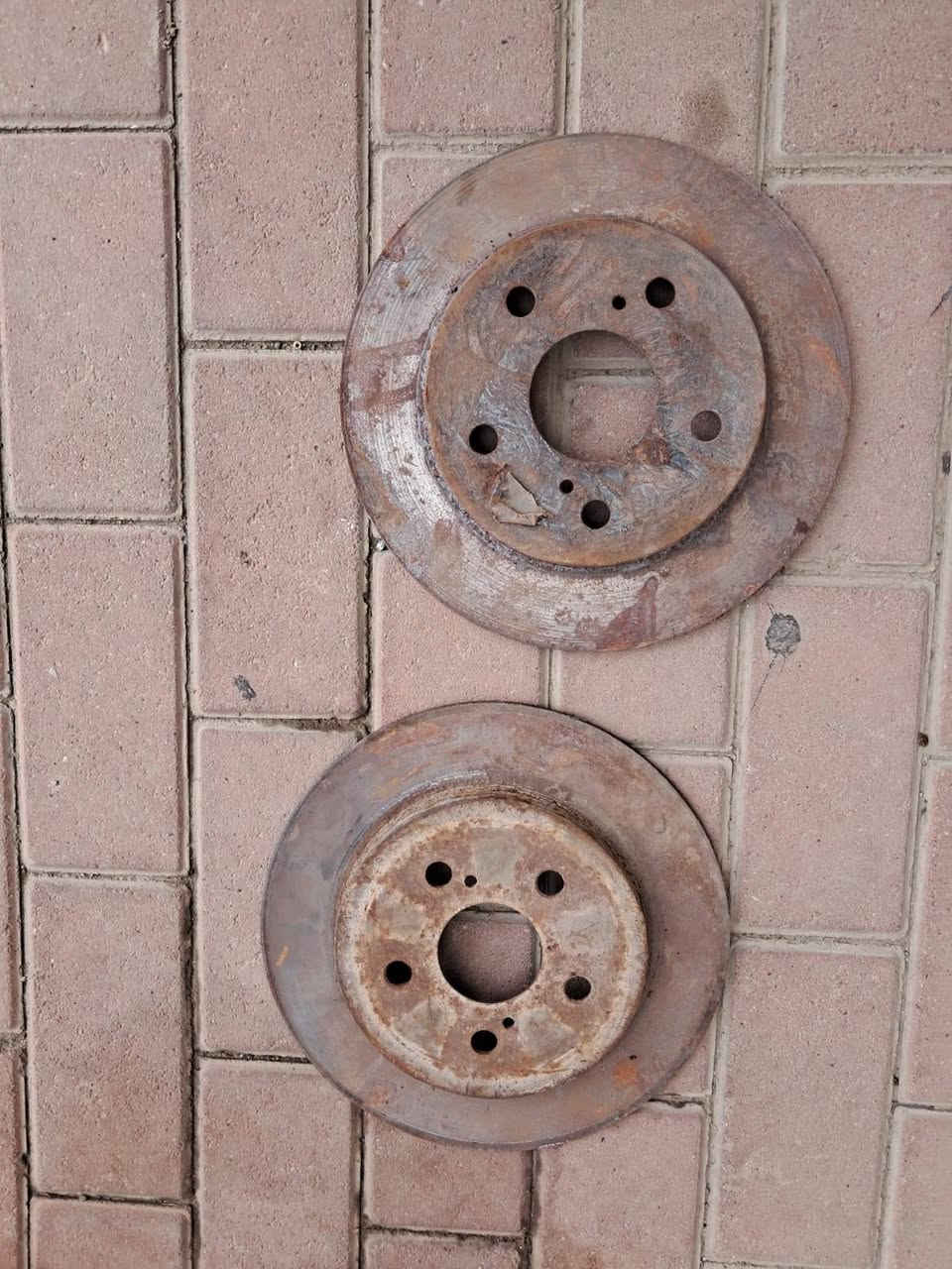 السلام عليكم  أغراض  كورلا وارد أمريكي  وخليجي مكان بغداد مجمع بسماية السكني ***********واتساب
