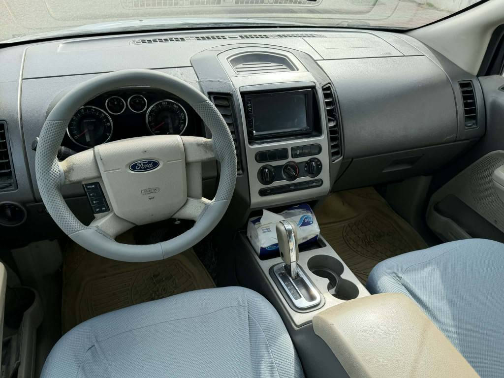 *********** فورد ئیدچ مودیل 2008 گێڕ توماتیک چوارجام کارەبا شاشە ئەیپات سبوغ عامە گێڕ و مەکینەی بەشەرت غازی ئیتالی بو بەستراوە سعری 73 وەرەقە قفل 17 وەرەقە غرامەی لەسەرە پاش مەعامەلە دەیگەرێنمەوە دەکاتە 56 وەرەقەی سافی *********** أربيل, العراق
