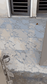 دار 100م طابو صرف زراعي سند25 البناء2025 غير مسكون

غرفتين نوم وستقبال وصاله ومطبخ وصحيات داخليه وخارجيه ارضيه رفت البناء طابوك جمهوري البيت مابي اي نقص جاهز من كل شي

بوب الشام بستان بشار صفحه سيد علاء ثاني شارع 

السعر73 مليون

***********
