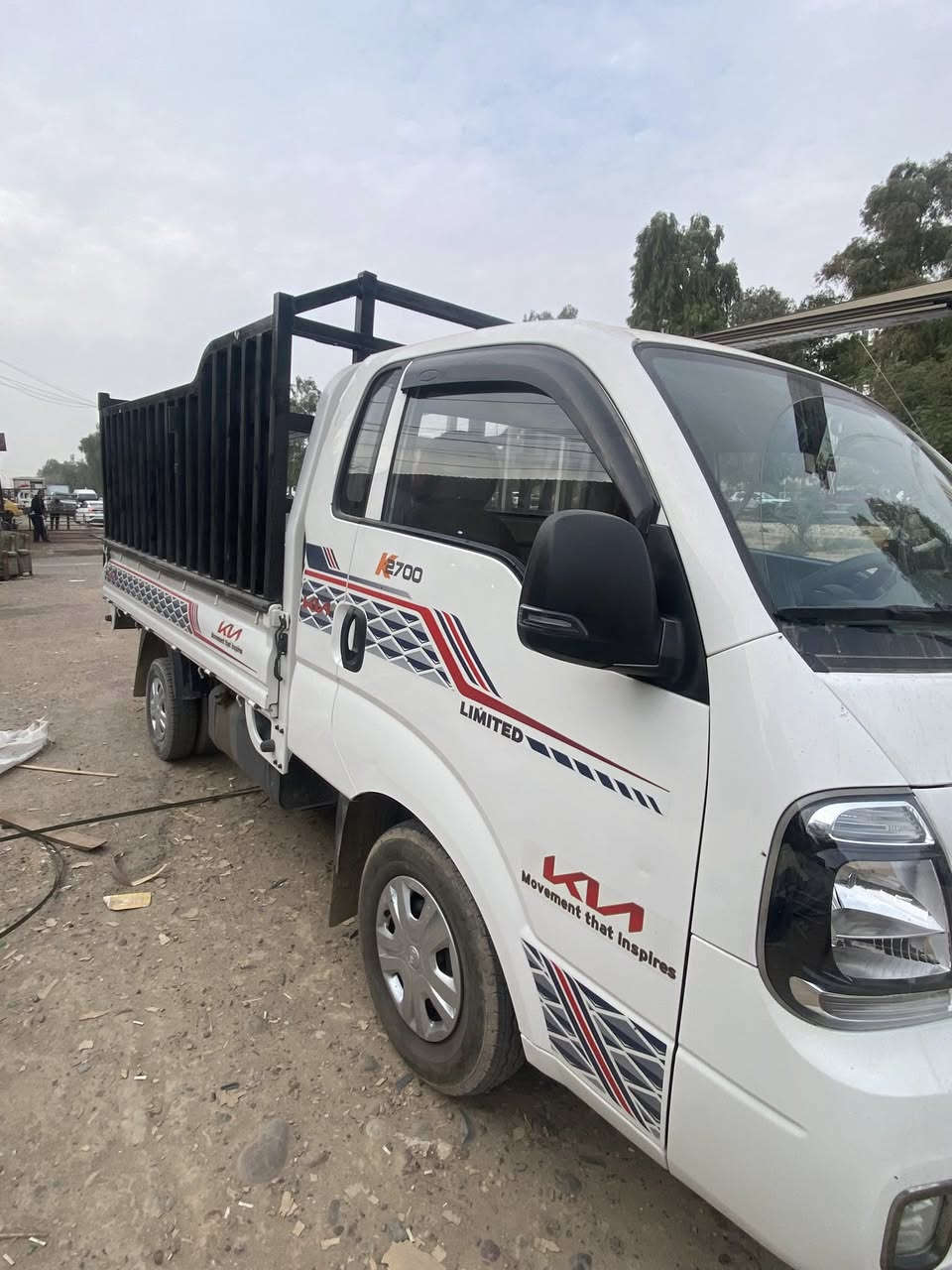 كيه حمل 22 رقم بغداد
سياره كفاله عامه السعر 145 مجال بسيط جدا
مكان السياره الدوره لشراي يتصل عالرقم فقط
*********** علي الشمري
