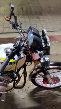 دراجه ايراني 5 كير موديل 2025  خير من الله محرك 200cc ماشيه 13 الف مهت...