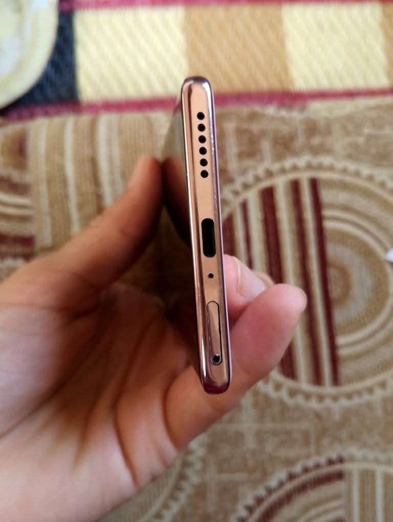 انفنكس زيرو 40
انفنكس زيرو 40
ذاكره 512
داخليه 8+8
بدون ملحقات فقط جهاز +حافضه
ملاحضه جهاز دكمه البور الي تعلي وتنصي واكعات
باقي مكفول من صيانه او العطل.
البيع او مراوس تواصل وتساب او اتصال
العنوان كربلاء ملحق الفارس

***********
