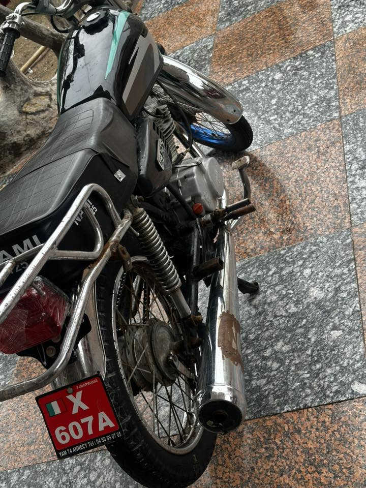 دراجه للبيع ادوات 400بيهة مجال ***********
