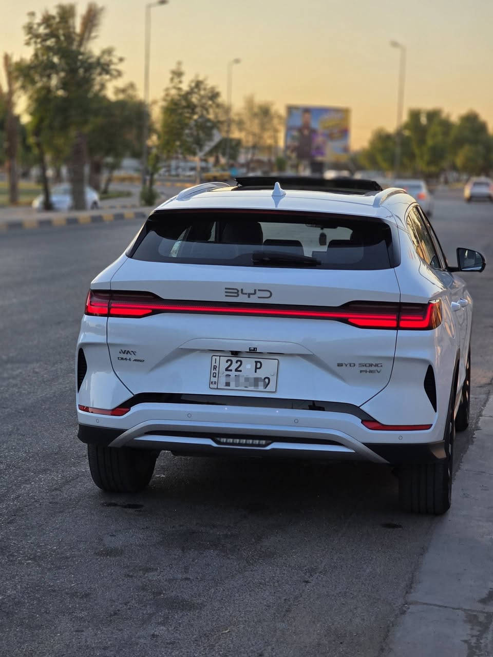 BYD SONG PLUS NAT 2606
بي واي دي سونك بلص 2026 خليجي شركة  NAT(ام الضمان)
رقم اربيل 
ماشية ٦.٠٠٠ 
فور ويل 
دبل ماطور كهرباء  قدرة حصانية ٣٨٠
بانوراما
كامرات ٣٦٠ درجة 
داخل جلد ابيض
شاشة قلابة ومعربة عربي كلهة 
شاشة السائق عربي 
السعر : 36 مليون  وبي مجال
فقط بيع بيع 
رقم الهاتف : *********** اخوان يفضل التواصل واتساب رسائل لضمان سرعة الرد 
العنوان : حي الاعلام
