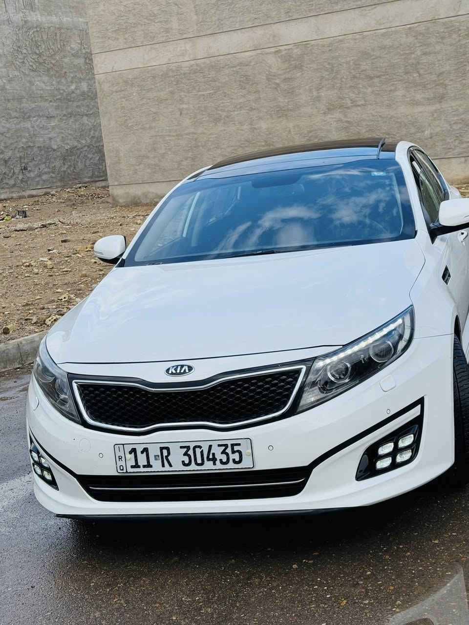 السلام عليكم
كيا اوبتما 2014 وارد خليجي VIP
فول مواصفات للاخير اعلى فئة بالخليجي 
مكفولة كفالة عامة عده الدعاميه الاماميه نصهه صبغ مو كلهه  
مكينة 2400 دوش 
السياره كلش جديده 
بصمه تشغيل 
ترحيب 
بنوراما طكتين 
شاشه بلاديه 
‏GPS
تبريد قطعتين  
مري شفط 
كشن ذاكره 
كشنات تدفئه + تبريد 
كشنات جلد
حساسات امامي خلفي 
زراك لايت 
لدات امامي خلفي 
لايت زنون ناصي بلاد 
لايت دوار مع الستيرن 
اناره في يدات الابواب 
يدات نيكل 
اناره اعلى القدمين 
5 ويل كب 
ارباكات عدد 10
نظام تراكشن 
مضخم صوت infinity
المرأت الوصطيه عاكسه للضوء الخلفي 
رقم بغداد بإسمي تحويل مباشر 
السعر ١٥٧ وبيهه مجال جدا بسيط 
الاتصال    ***********
العنوان   بغداد   / الغزاليه
