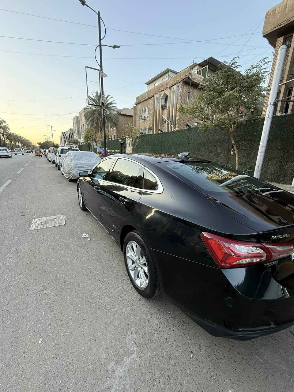 السلام عليكم ماليبو  2020 lt للبيع او مراوس  فقط مع byd هايبرد 
حادثها موضح بالصورة بدون دواخل
 السيارة جاهزة بلاد ربع متصرف عليها ماشيه ١٠٣ ميل 
محركً ١٥٠٠ تيربوا 
كيرً محرك بلاد 
السيارة برغي ما مفتوح بيها كاملة مكمله وكلها على وضع الشركةً 
السعر ١٢٥ بيها مجال عنواني شارع حيفا قرب مقهى البيروتي 
***********
