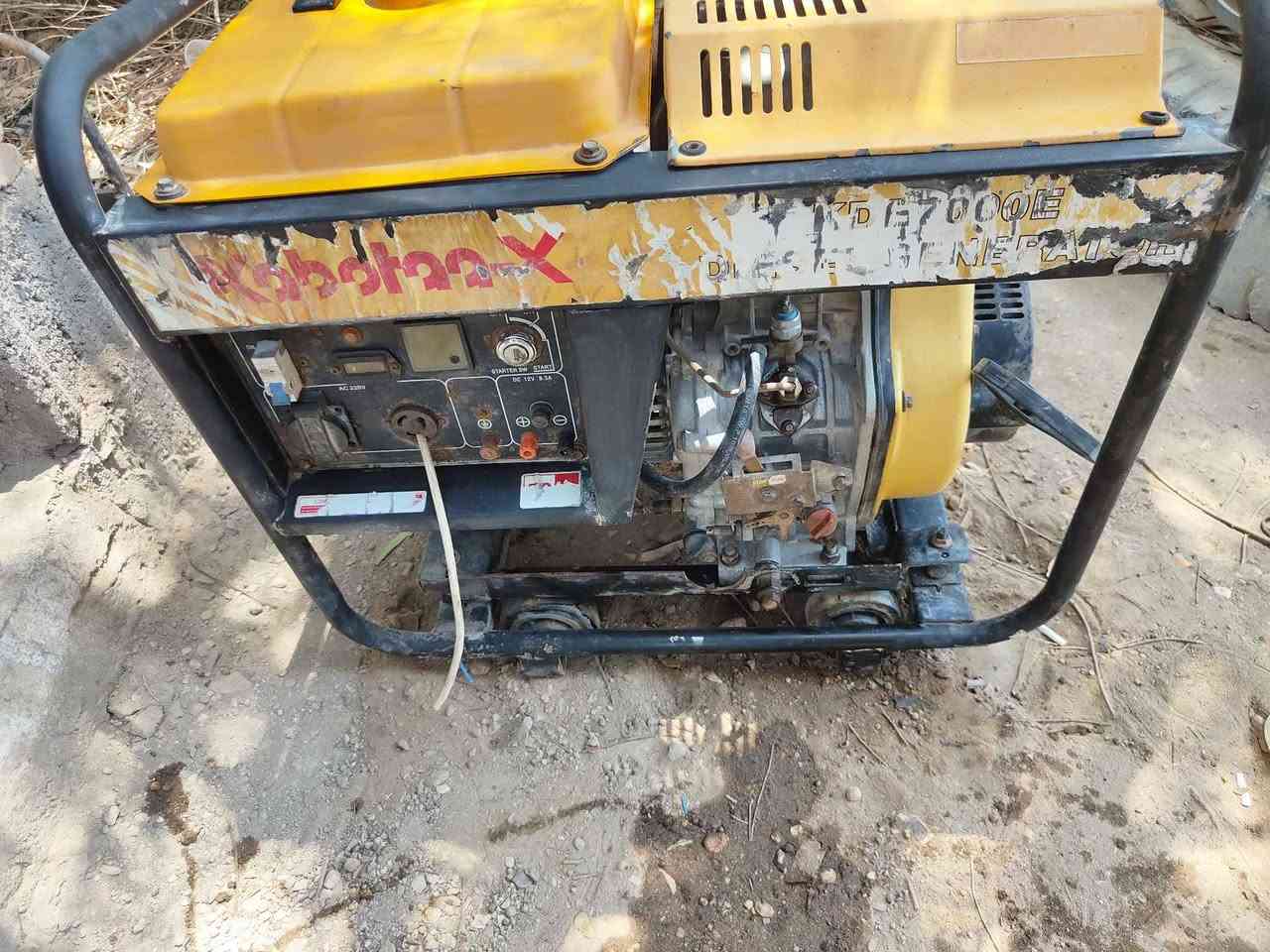 مولده كامه 22 امبير نضيفه جاهزه 375 وبيها مجال ***********... كربلاء الجماليه كربلاء, العراق
