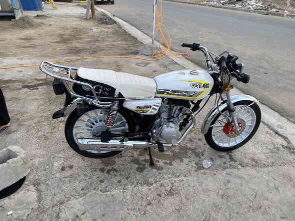 سلام عليكم للبيع سيفان 5 كير كفاله عامه اي نقص مابيه بصمه تشغيل عن بعد الدراجه اخت الزيرو ماشيه 500 فقط قبل 10 ايام طالعه من المعرض 
الموديل 2025 
السعر 850 وبيه مجال 
مكاني بغداد الشعب 
***********
