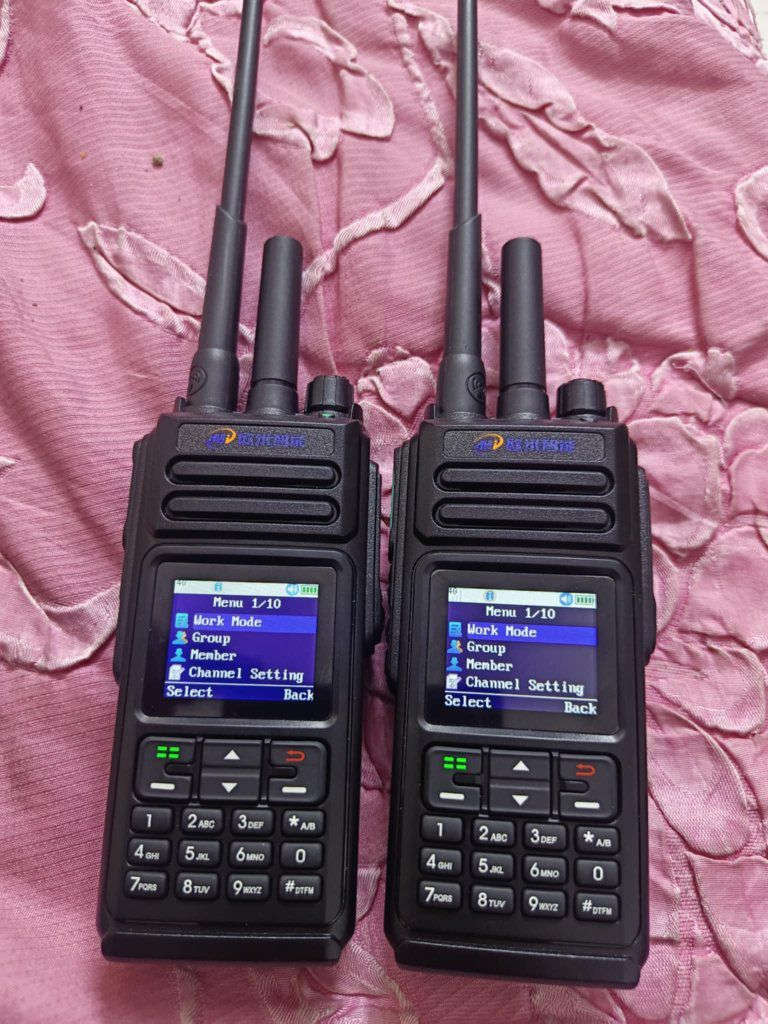 السلام عليكم اخوان فقط الي يعرف بيهن يعرف قيمتهن جهاز  3انضمه اتصال سيمكارت poc +dmr + انلوك عادي وياهن 2سيمكارت للبيع مزاد وبالعافيه


**إذا كنت صاحب هذا الإعلان وتريد حذفه لأي سبب، رجاءا أرسل رسالة إلى الدعم الفني**