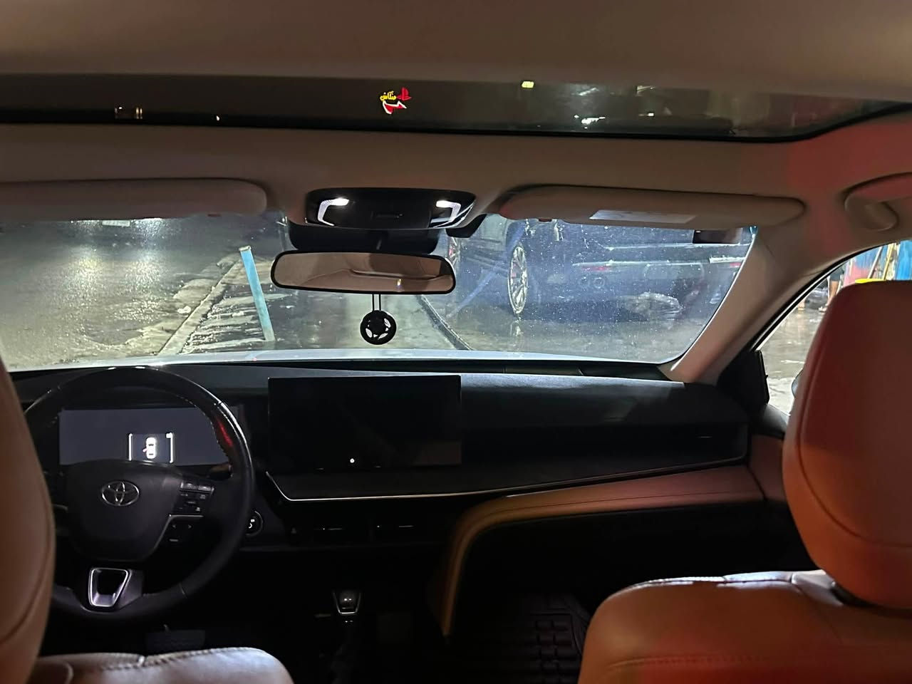🚗 للبيع
كامري
رقم بغداد بسمي تحويل ثاني يوم 

✔️ الموديل: 2024
✔️ الممشى: 61الف 
✔️ وارد: الصين
✔️ فول  مواصفات

✔️ محرك 4 سلندر 2000 سي سي (هايبرد – اقتصادي جداً بالوقود)
✔️ ويل قياس 19 إنش
✔️ شاشة وسطية كبيرة + نظام ملاحة
✔️ كامرات (360 درجة)
✔️ حساسات أمامية وخلفية
✔️ تشغيل بصمة + دخول ذكي
✔️ مثبت سرعة ذكي
✔️ نظام المحافظة على المسار
✔️ تنبيه النقطة العمياء
✔️ فرامل طوارئ أوتوماتيكية
✔️ كراسي جلد فاخرة (تدفئة وتبريد)
✔️ سقف بانوراما
✔️ شاحن لاسلكي
✔️ نظام صوتي عالي الجودة
✔️ إضاءة داخلية محيطية 
السعر240وبيها  مجال 
مكان السياره بغداد 
السيديه 
للاستفسار اكثر اتصل 
***********
يوجد واتساب
