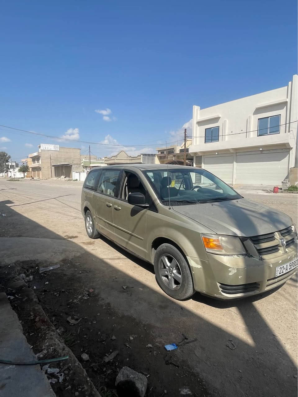 دوج كرفان موديل 2010بدون صبغ   كير محرك جديد تبريد تدفئة مركزي شرط رقم موبايل *********** كركوك, العراق
