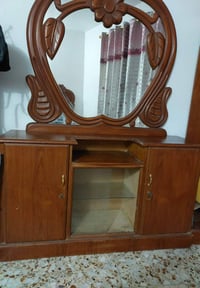 غرفة • نظيفة جدا • الحي