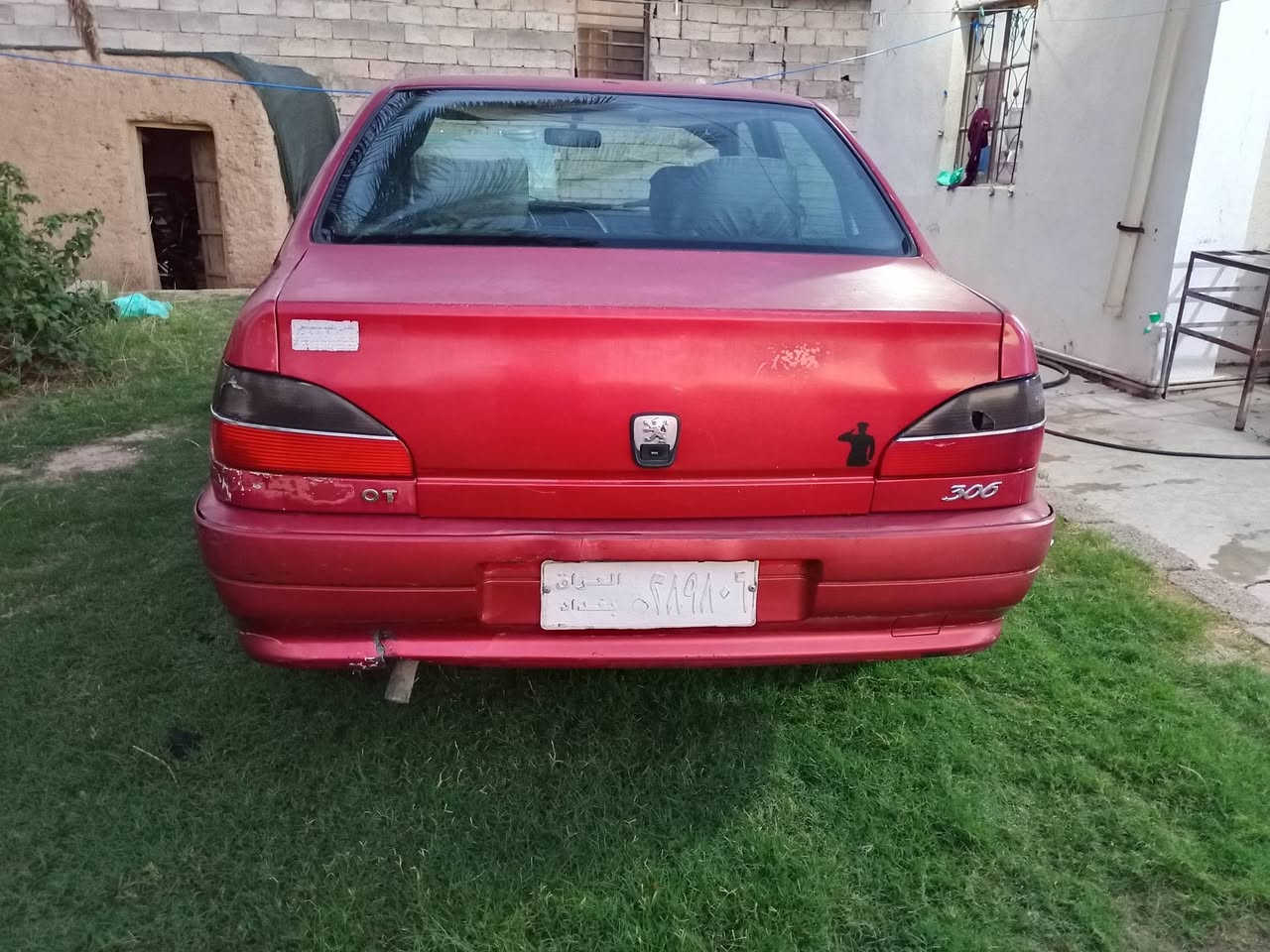 سلام عليكم بيجو مطلوبه شرط الوكاله موديل2002محرك كير رياضي شرط جددصدرنضيف تايرات نضيفه التبريد طك يمي الكنبريسركهربئيات السياره كامله بدون نقص للبيع السعر 27وبيها مجال قليل او مراوس بحره نضيفه وانطي فرق مكاني العلم ***********
