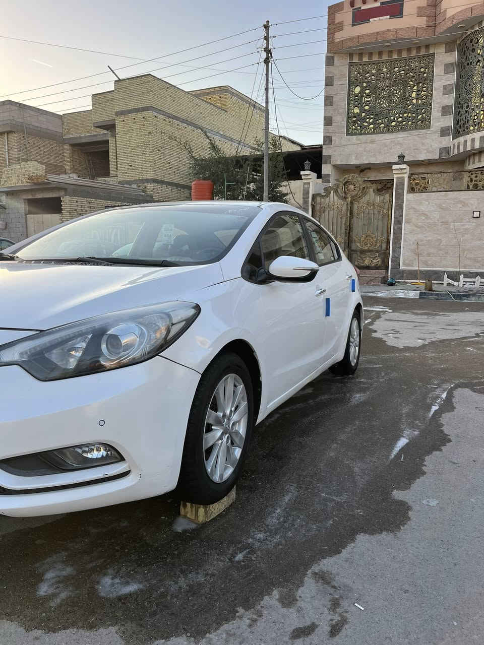 سيارتو 17 سياره مال بيت حره بسم ولد تحويل ثاني بوم سياره كفاله من الضربة أماكن بيها صبغ فقط سياره مال بيت وعلى ايدي كاملة مكملة من حدادة من تبريد تدفعة ربع ما ذب عليها لايت زنون ب100 حاط الها سياره لد نهاري ليلي كير مكينة مكفولات تخم تاير قبل فتره ذاب الها السعر 126 وبيها مجال بسيط عنواني البصرة القبلة حي جامعه ***********
