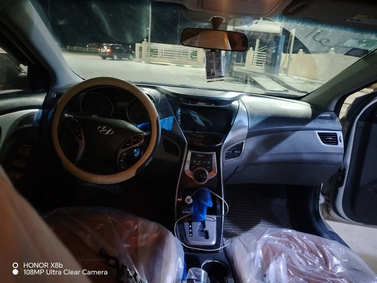 السلام عليكم هل انت جاهزه حادثها بس والبقيه مقفول 2013 مكينتها 2000 سياره جاهزه مكاني كوت واسط السعر خاص اتصال ***********
