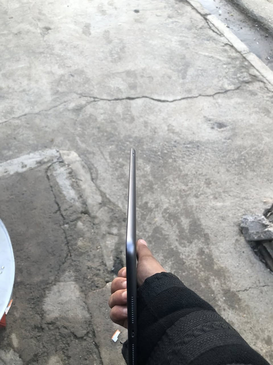 السلام عليكم ايبات ٩للبيع
نضافه ميه بل ميه 
جهاز لك بمعنى الكلمه 
ذاكره ٦٤
بطاريه ٩٨
كرتونو موجود 
سعر ٢٥٠وبيي مجال 
مكاني موصل الايمن دورت الرساله 
***********
