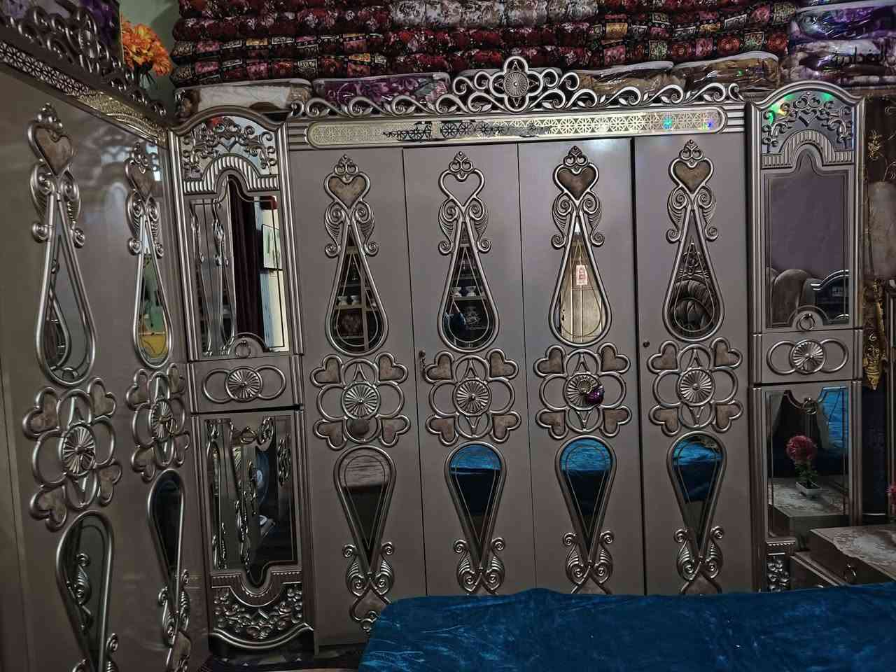 غرفه تركي جديده بعده أبواب البيع مكان لوركاه شراي مراسله اوتصال ***********
