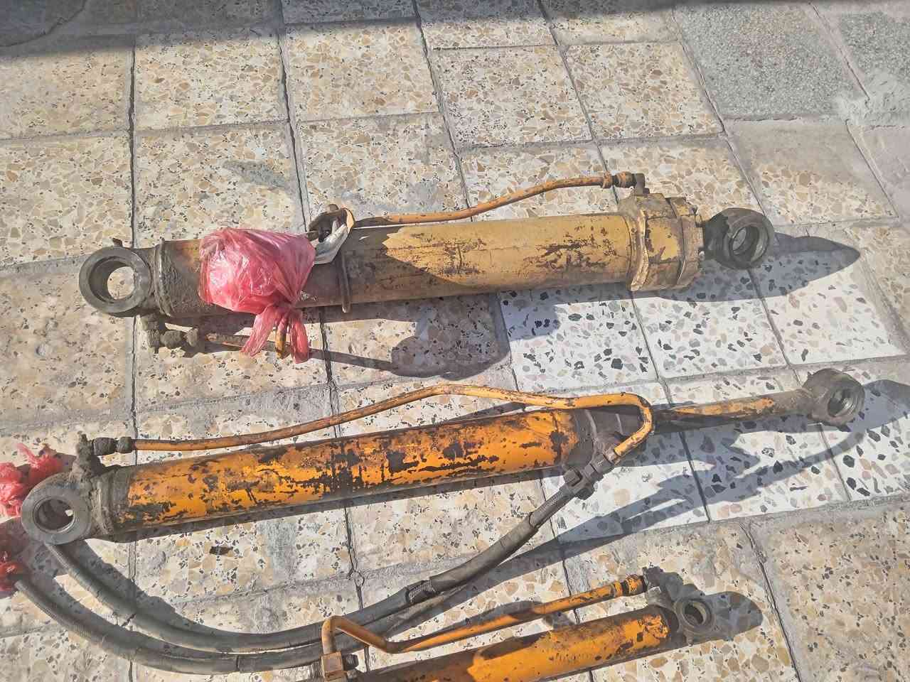 غراض شفل للبيع كوماتسو.. اكسنات +جگات + گير
في بغداد غير متواجد على الفيس رقم التليفون ***********
