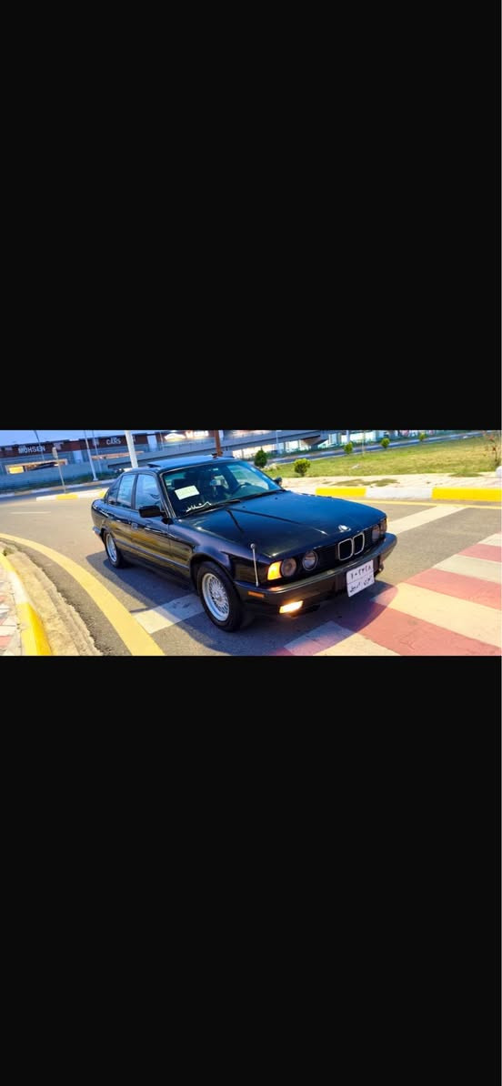 BMW/1991/فول ماسەفات تەبرید گێر ئۆتۆماتیک سلات چوار جام کارەبا ویل حەسیر سەیارەکە ماڵی دۆستە دوو ڕۆژە سیرڤس عام کراوە وەک لێدان هیچی نیە بەس عامە بۆجوانی سەنوی یەک ساڵە بەسەر  چووە ٧٠ هەزار غرامەی لەسەرە شەرتی تەحویلە نرخەکەشی ٦٧ گەڵاو مەجالێک برایانە كركوك, العراق


**إذا كنت صاحب هذا الإعلان وتريد حذفه لأي سبب، رجاءا أرسل رسالة إلى الدعم الفني**