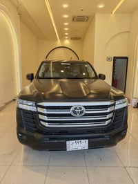 حياكم الله لاندكروزر 2022 GXR محرك 4000الاف 6سلندر تنفس طبيعي بدون تير...