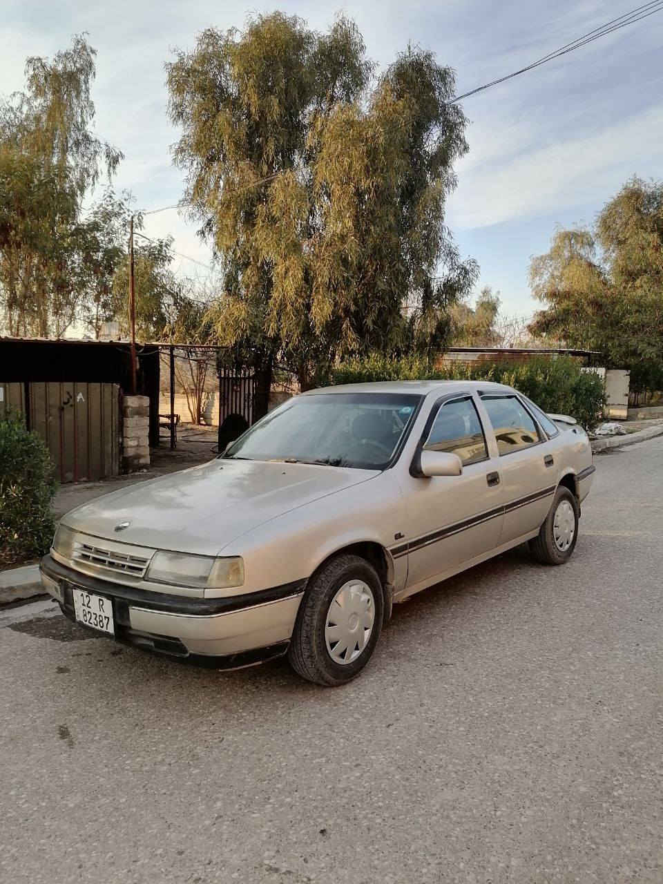 للبيع فكتره حجم 16 رقم انكليزي  هزه جديده باسمي اني الشرعي كابون الكتروني سنويه الى 2030  بدون ضرر بخ جماليه فقط
السعر 45 وبيها مجال 
الرقم :***********
