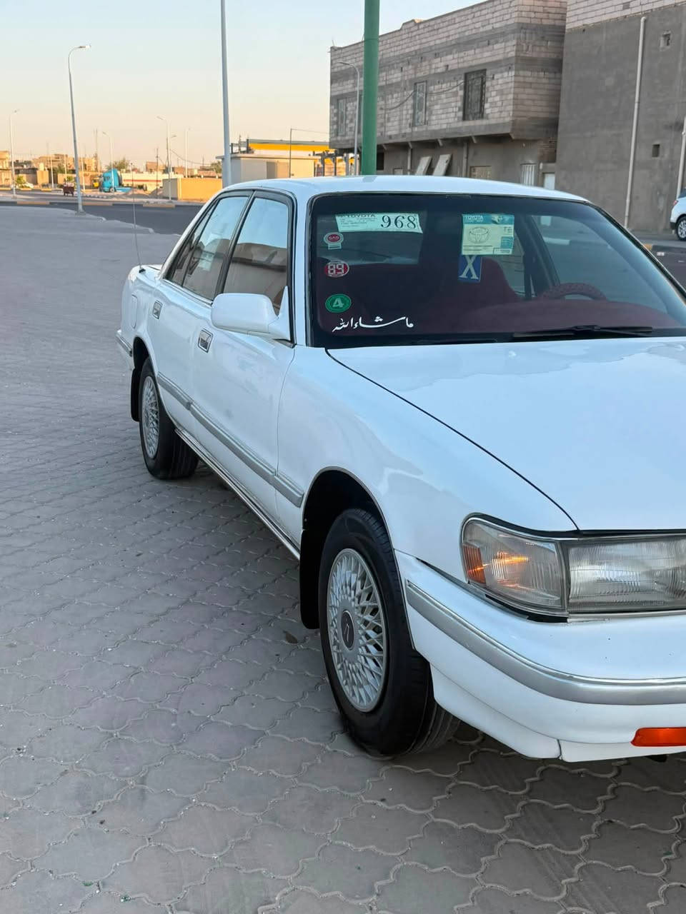 سلام عليكم كروسيده يسره بلاد مديل 1992 مكفوله من الكص والنقل جثه والضربه والعيب الشرعي مصبوغه جماليه كير ومحرك جدد ونجي سته سلندر طخم تاير حداديه جديده كهربائيات كله شغاله تبريد ثلج دواخله ماروني جديده مشروع وطني تحويل مباشر راعيه يمي سعر 53 مكاني البصره ***********//***********
