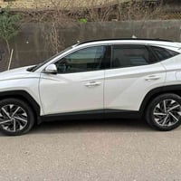 توسان ٢٠٢٢ • محرك ٢٠٠٠ • كشنات جلد