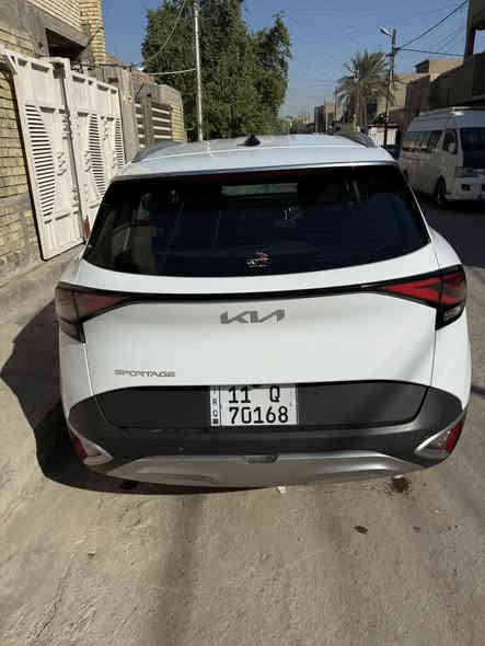 السلام عليكم 
سبورتج 2024 خليجي محرك 2000 دوش رقم بغداد باسمي رقمي انكليزي 
موصفات السياره (بدون فتحه بانوراما)
جنطه كهرباء 
بصمه 
تشغيل عن بعد 
بصمه ابواب 
شفتات سرعه 
لدات مع زينون مع ماطور تحكم لايت 
حساس خلفي امامي
شاشه دجتل مع كار بلي 
شاحن تايب سي وشحن لاسلكي
كرسي كهرباء عدد 2 الامامي فقط 
تدفئه بالكشنات
تدفئة بالستيرن 
انظمه قياده مود درايف /سبورت /ايكو/نورمال)
تبريد قطعتين امامي خلفي
مري كهرباء 
اشاير بالمري
هاند بريك دكمة
مانع انزلاق
السياره ماشيه(29570) قابله لزياده
السياره مكفوله عامه
ملاحظه/تم تبديل روجز مكينة يم شركه كيا 
جامه الصغير الي بصف المرايه مكسوره مثل مو موضحه بلصوره
سعر السياره (230)وبيها مجال
العنوان /الرصافه الثانيه /الكماليه 
رقم الهاتف (***********)
