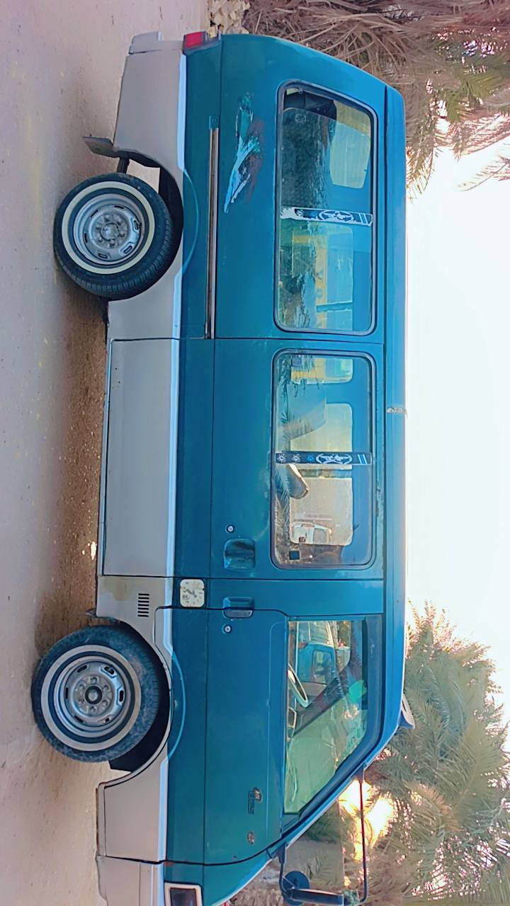 السلام عليكم كيه بسته موديل 95 سياره على وضع الشركه كير محرك حداديه تخم تاير كهربائيا كلها شغاله 
خطها جسر سعد نادر سعرها 43 وبيها مجال قليل ***********
