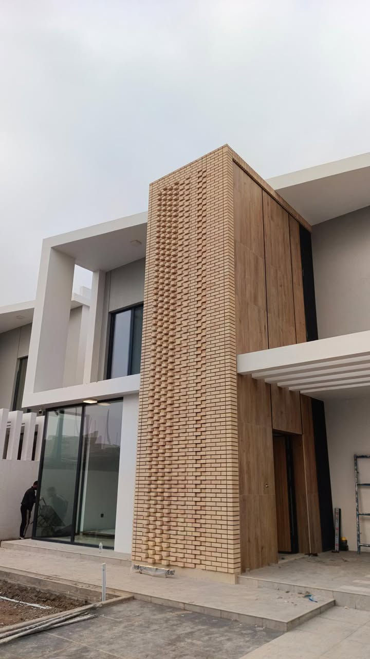 تتوفر  بيوت بيع اولي واعادة بيع في مجمع البدور منطقة الوتر فرونت بمساحات 250م و300م و400 م ومواقع ممتازة بمقدم 40% وجدول سداد مناسب 

لتفاصيل اكثر
المستشار العقاري
محمد الابراهيمي
                            ***********
                            ***********
نستقبل جميع عروضكم العقارية البيع والأيجار
