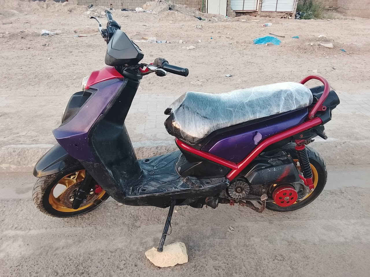 سكنس جبلي دراجه جاهزه نص نكره  شلعه ومعدل كلوب امامي عالي وناصي ورماش وهورن وقفال صندوك مكينه مفتوحه مره وحده فقط سعر ٧٥٠ الف قفل رادله ترتيبات بسيطه مكاني موفقيه رقمي 
***********
