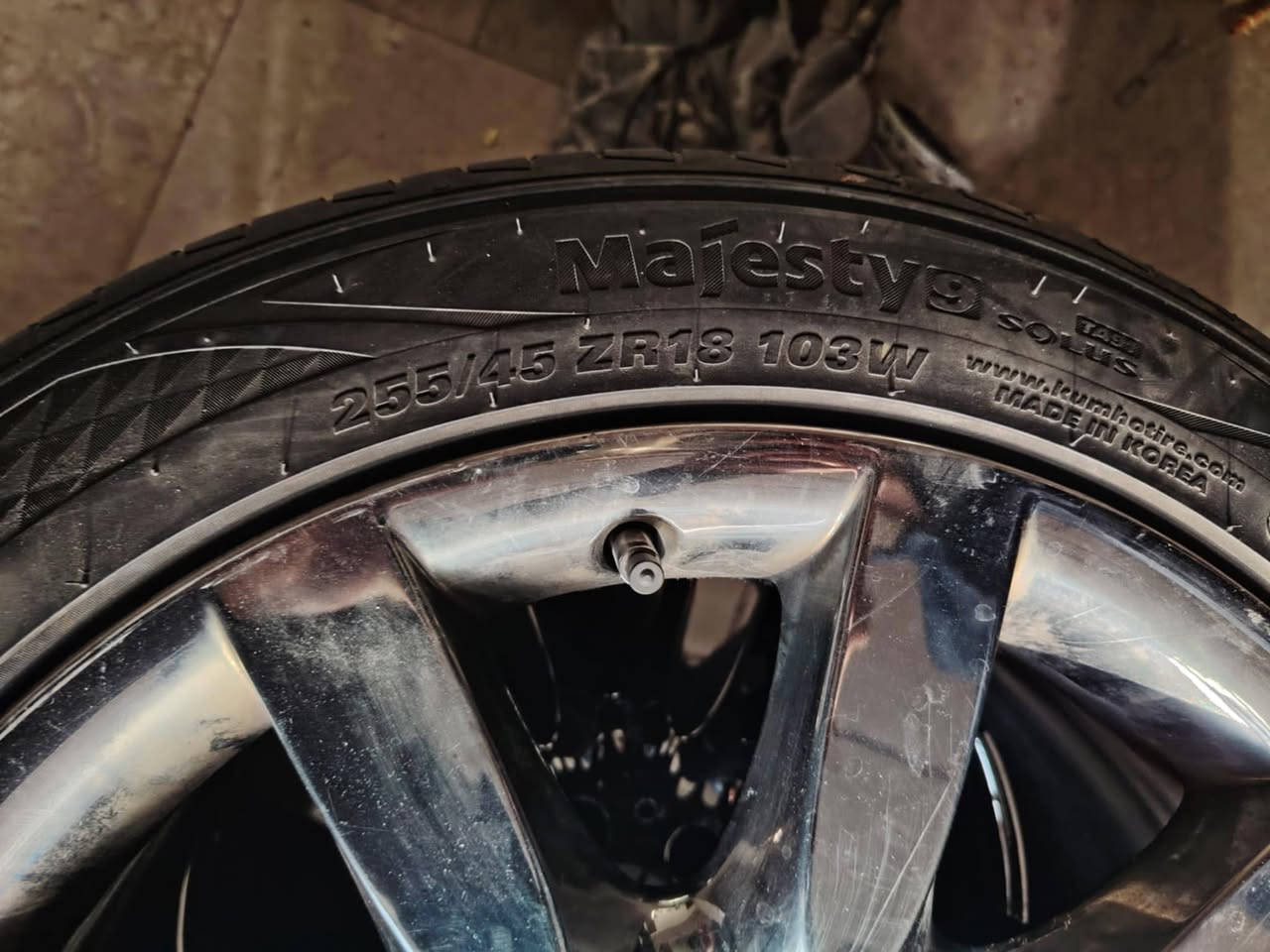 سلام عليكم ويل تاير زيرو صدعه مابيهن تاير ياباني يفيد ابو المارسيدس سوده السعر 5 ورقات قفل قفل متواجد خاص 24 ساعه


**إذا كنت صاحب هذا الإعلان وتريد حذفه لأي سبب، رجاءا أرسل رسالة إلى الدعم الفني**